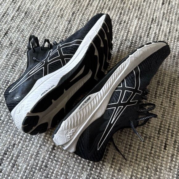 Asics America Men’s GT 2000 Black/White size 8.5 - Picture 10 of 10